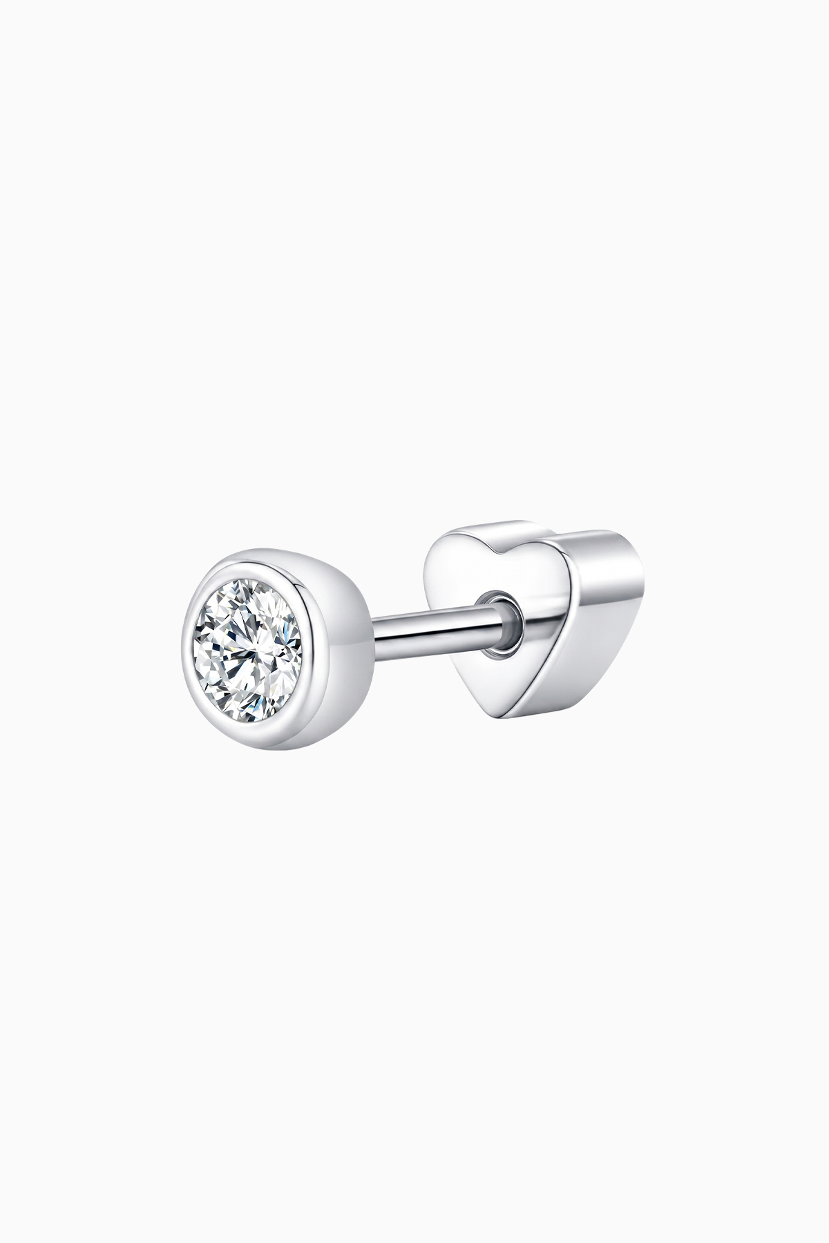 Cercel-Piercing-din-argint-Manissi-Diamond-Stone-II Cercel piercing din argint 925 Manissi Diamond Stone II cu moissanite 3mm în montură bezel și închidere șurub inimă, tijă 6mm sau 8mm