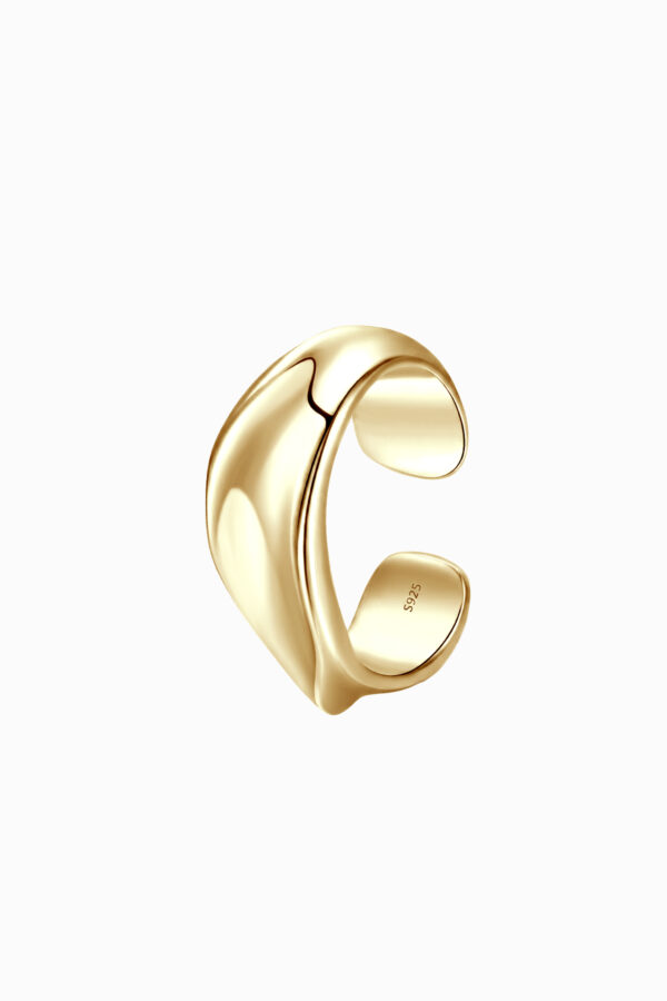 Ear cuff argint 925 placat aur galben rigid Manissi Bold Wave Gold, design val bold lucios, lat 5mm, diametru interior 10mm, fără perforare