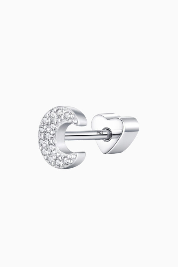 Cercel piercing din argint 925 Manissi Diamond Semimoon cu semilună 6x5mm acoperită cu moissanite pavé și închidere șurub inimă